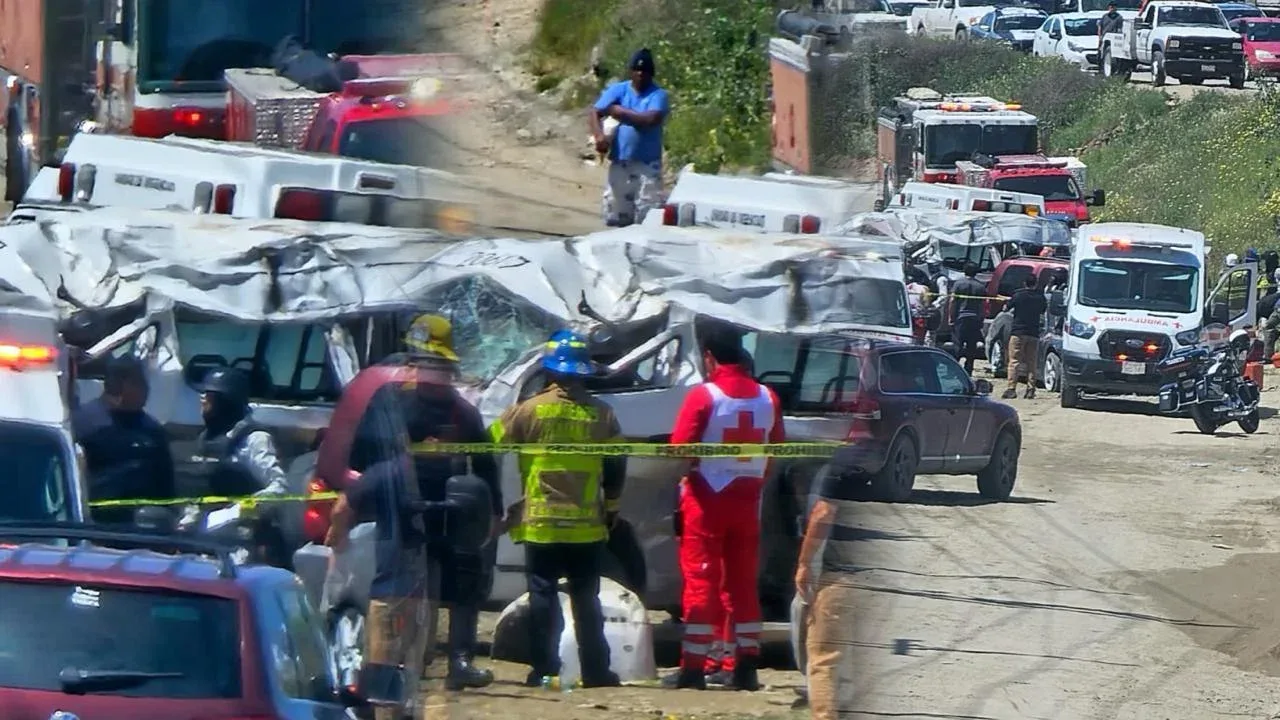 Mueren dos personas en accidente automovilístico en el bulevar 2000 de Tijuana