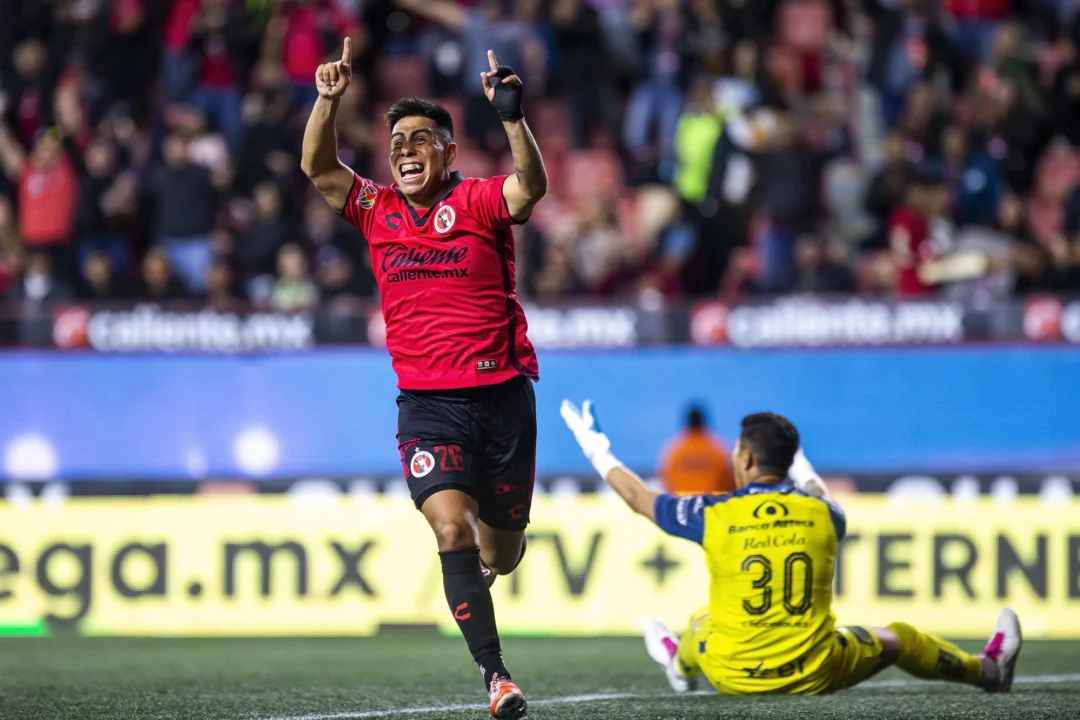 Adiós maleficio, Xolos por fin ganó en casa tras vencer al Puebla 3-1.