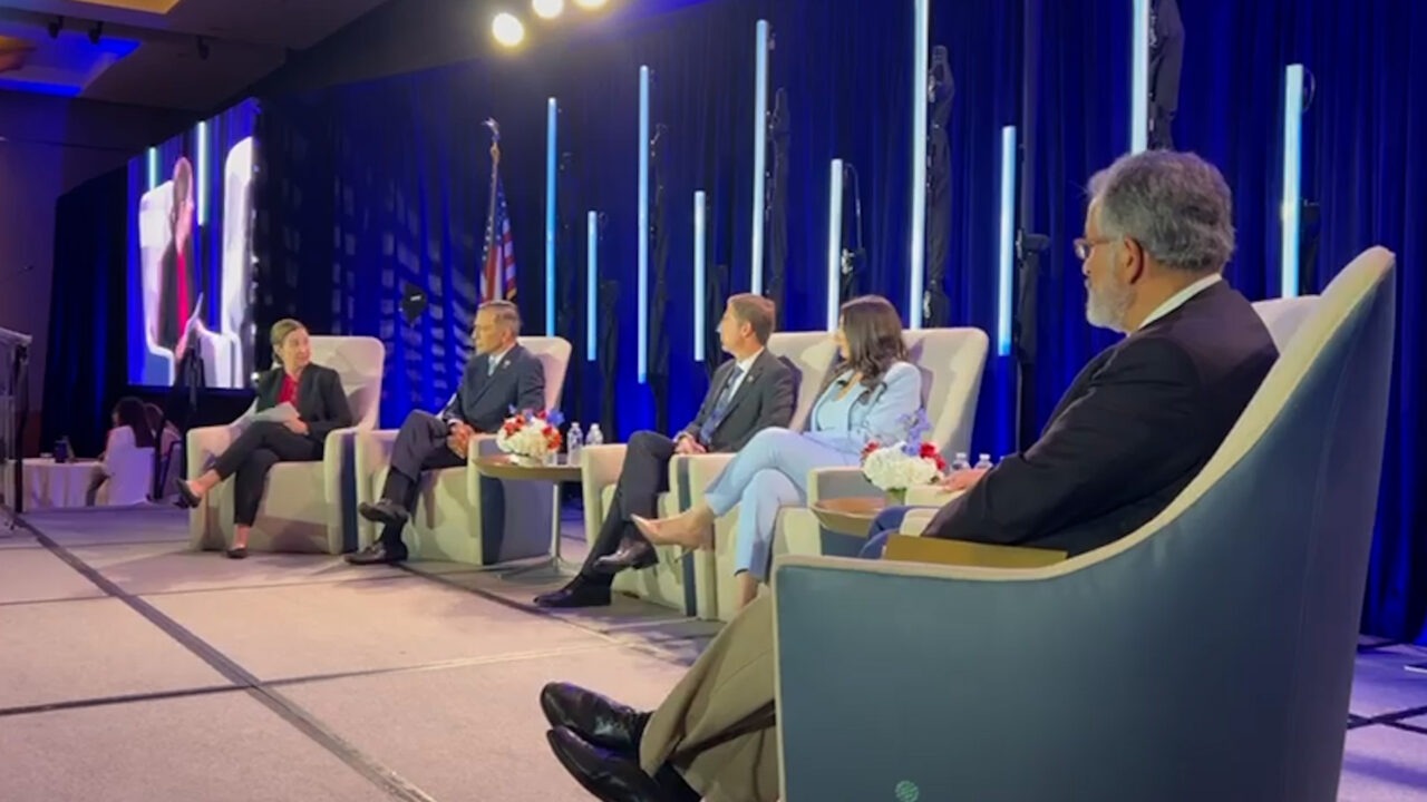SE REÚNEN CONGRESISTAS DEL ÁREA DE SAN DIEGO