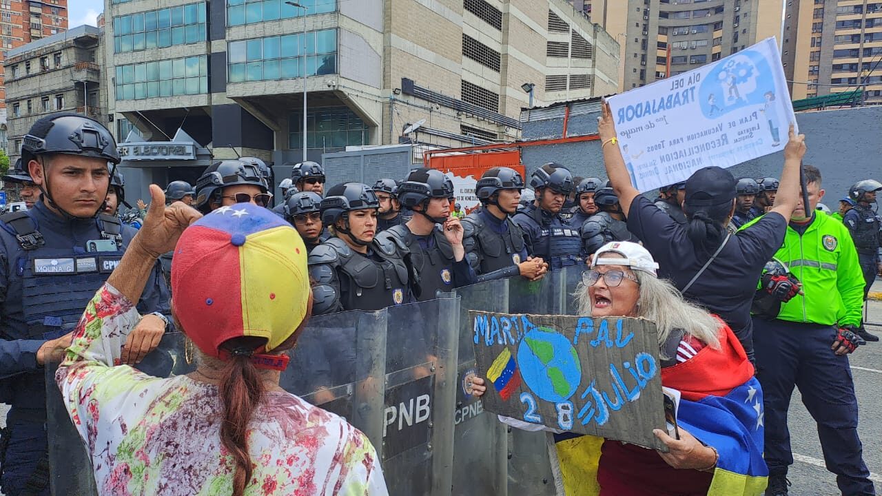Marchas en Venezuela terminaron con heridos
