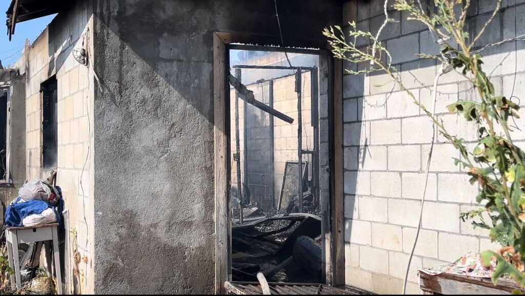 🔥 Se incendian casas en la colonia Herrera de Tijuana