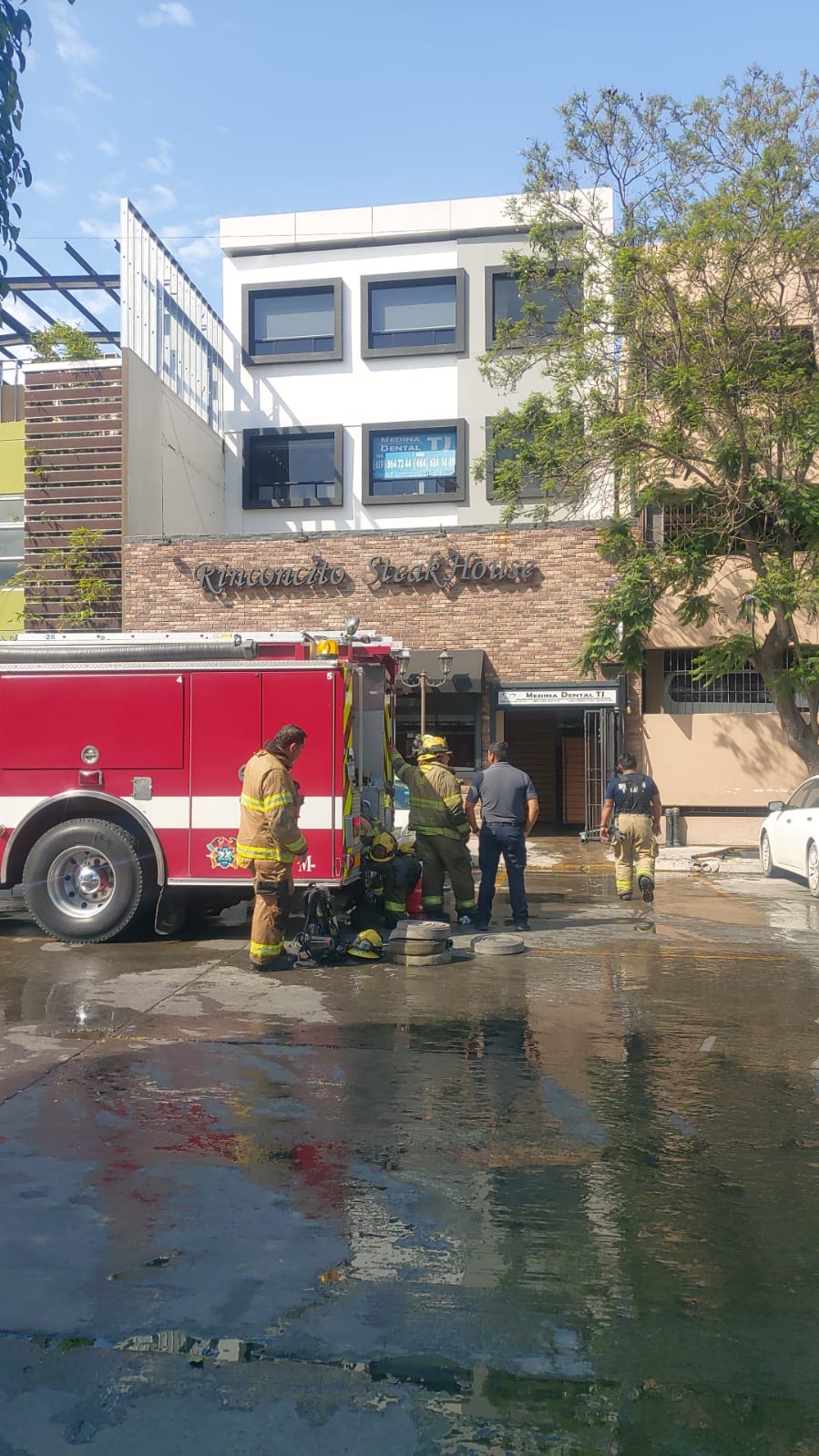 🔥Se incendia consultorio dental en la zona Río de Tijuana