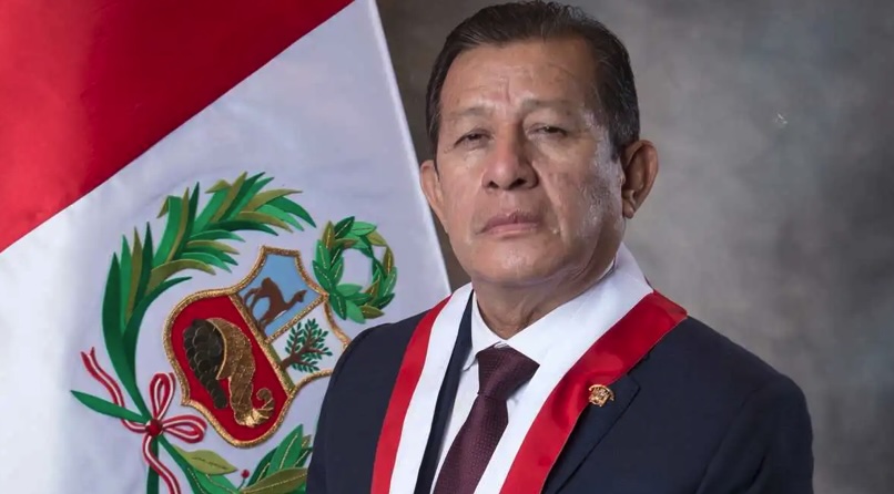 Eligen como presidente del Congreso a promotor de minería ilegal