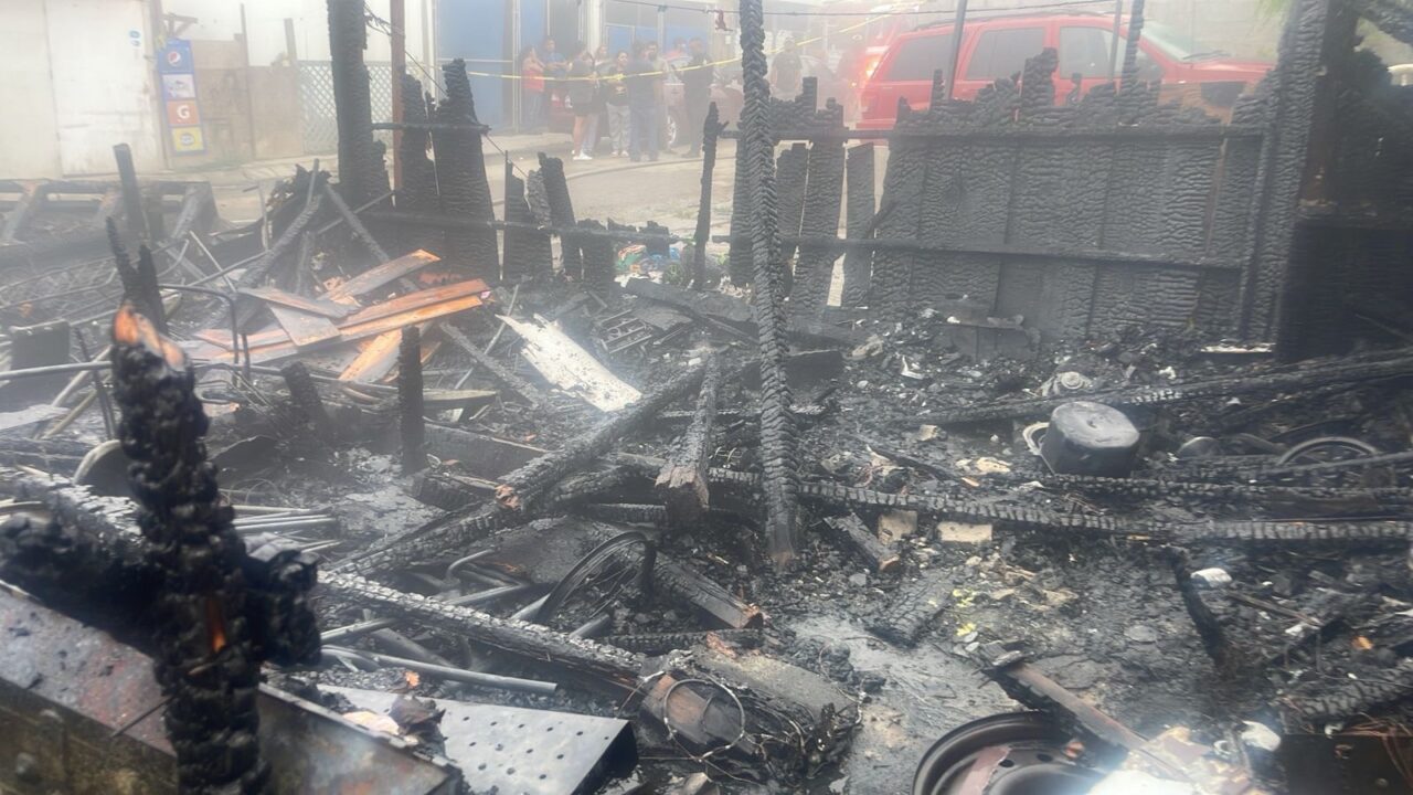 Tragedia en Palma Real: Incendio deja sin vida a madre y sus dos hijos pequeños