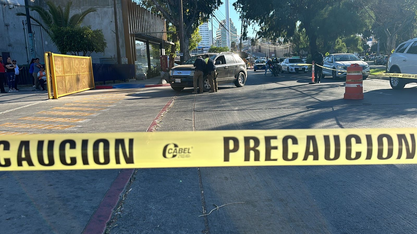Atacan a balazos a Familia  cerca de las instalaciones de la FGE en la zona Río de Tijuana