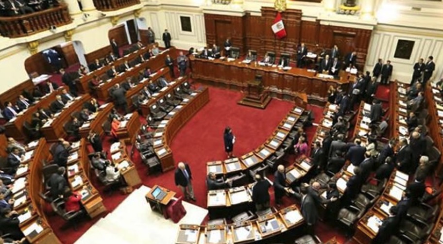 Polémicas reformas del Congreso peruano ponen en riesgo la separación de poderes