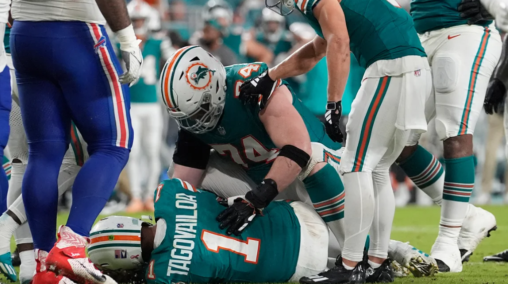 Tua Tagovailoa sufre conmoción cerebral en la derrota ante los Buffalo Bills