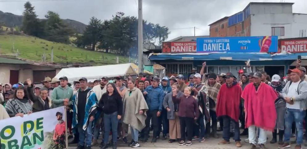 Avanza el paro campesino: seis departamentos en crisis por bloqueos 