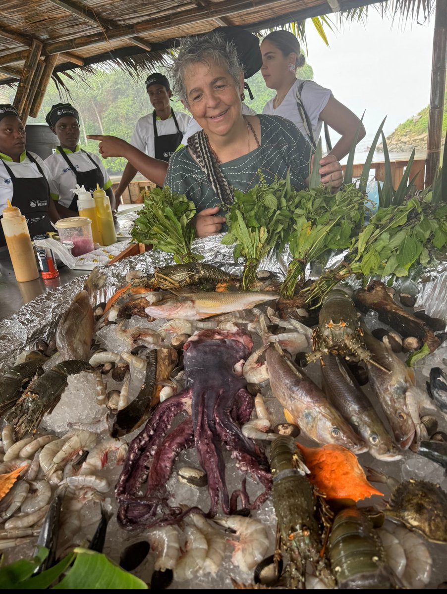 Cuatro restaurantes cierran a diario en Colombia por altos costos: Acodres 