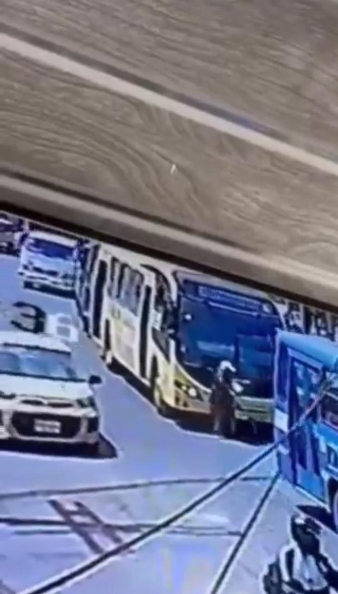 Trágico accidente en Bogotá: adulto mayor fallece tras ser atropellado por un Transmilenio 