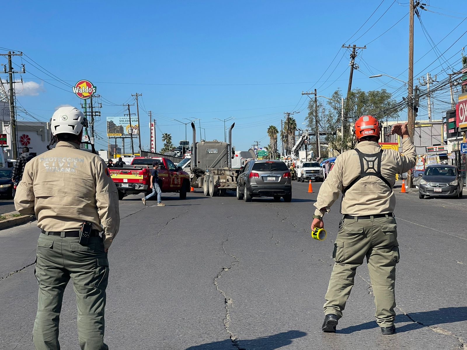 ☢️Evacúan Clínica 20 del IMSS en Tijuana debido a fuga de gas
