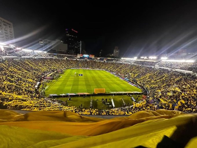 América Elimina a Cruz Azul en Partidazo Histórico y Busca el Tricampeonato
